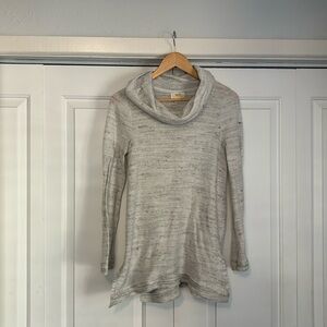Heather grey Anthropologie sweater (Small)